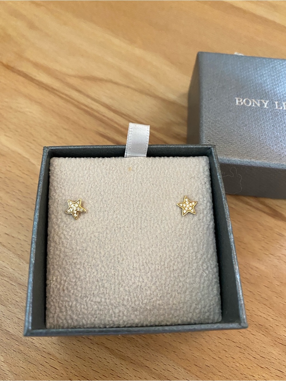 Bony Levy Gold Star 18K Yellow Gold  Stud Earrings - Picture 13 of 14